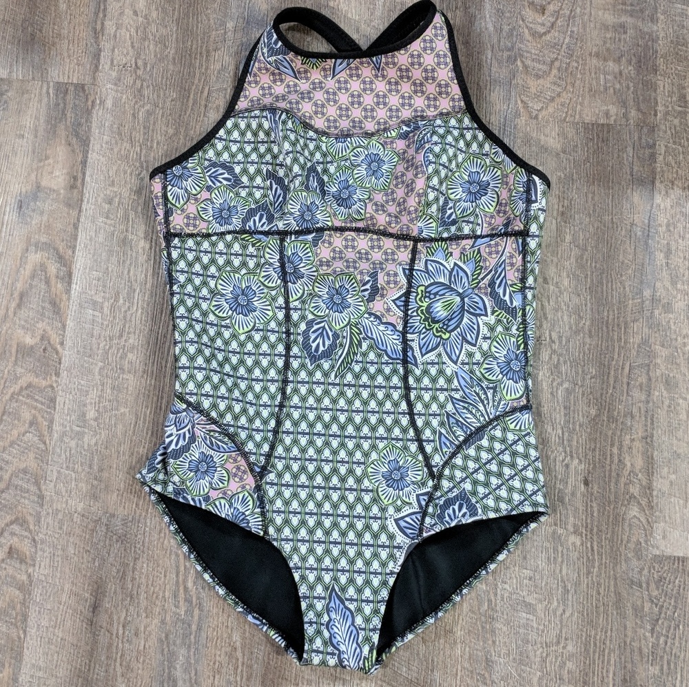 Prana suit